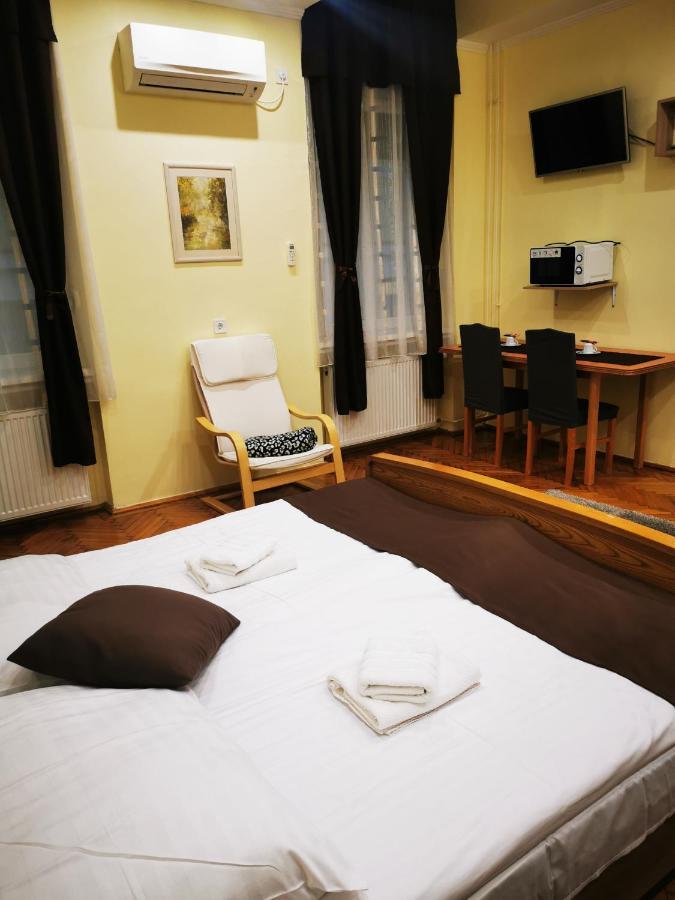 Baross-Hat 5 Szolnok Zewnętrze zdjęcie